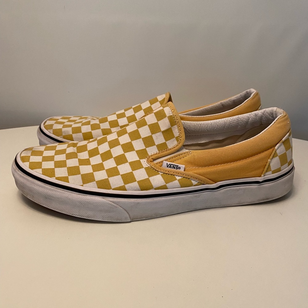Men’s Yellow Checkered Vans Size 11